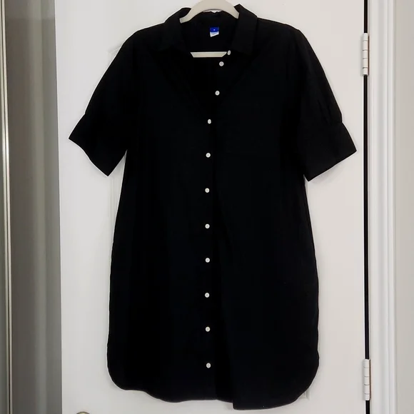 Old Navy black cotton shirt dress in great condition! Classic. Size Medium - Picture 1 of 10